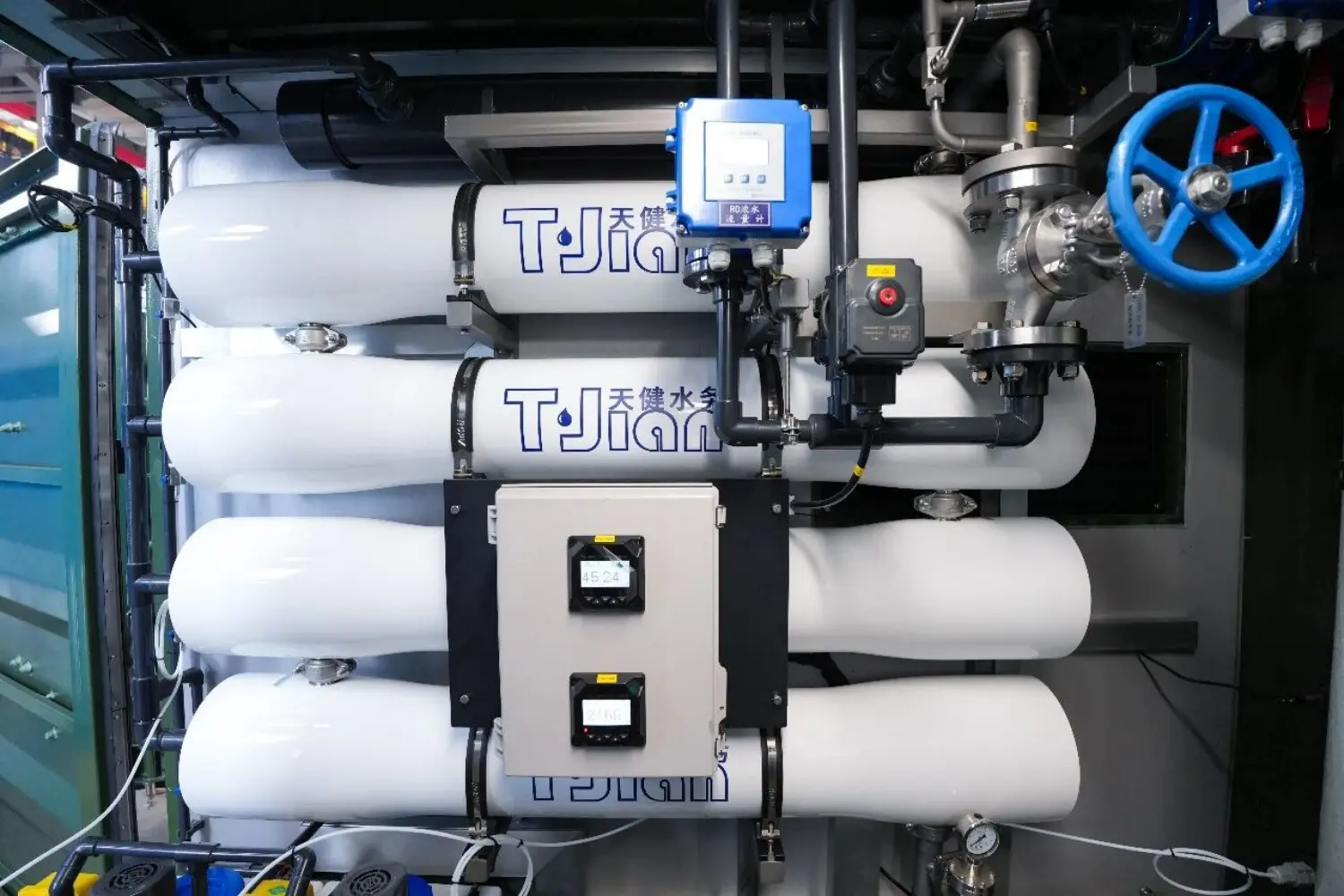integrated field water supply station 03